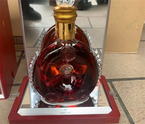 增城人头马洋酒回收多少钱一瓶