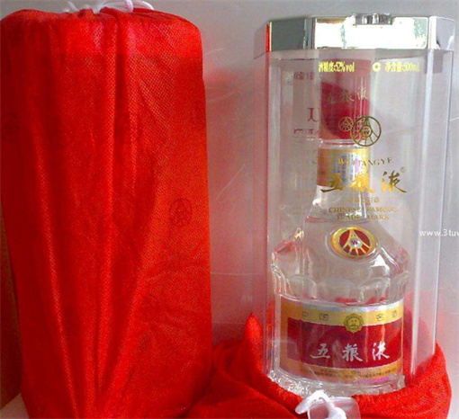 天河目前五粮液回收多少钱一箱